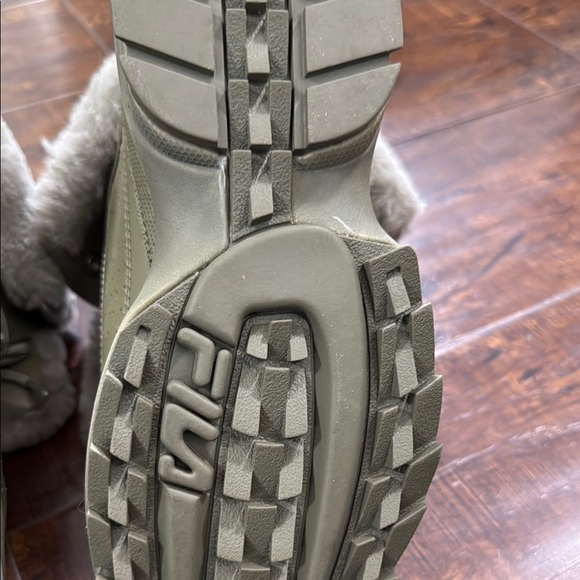 Fila Winter Boots w/Shearling Lining-Olive Green Women’s Size 5.5 3HM00558-300 - Picture 9 of 11